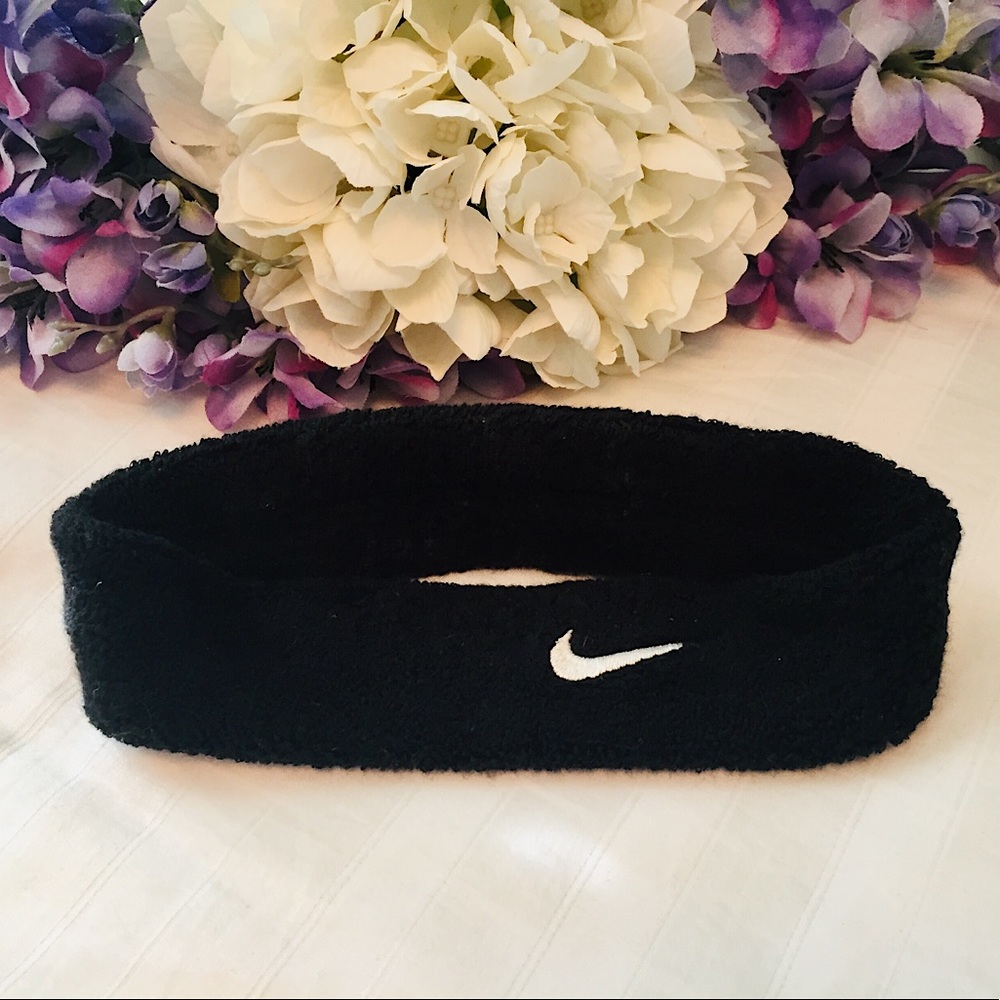 Nike Black Head Sweatband (OS)